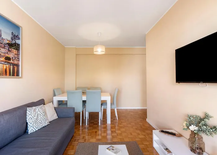 Destiny Oporto 아파트