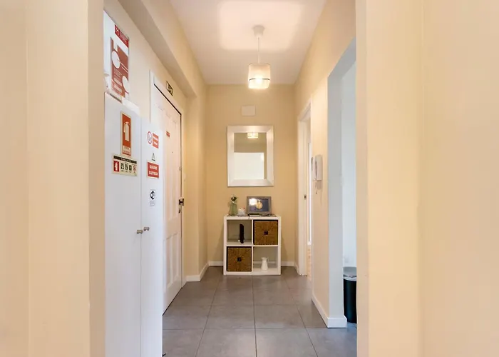 Destiny Oporto * Maía